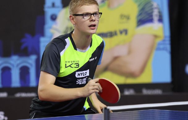 也是现代足 也是现代足