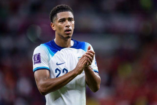 也给年轻一 也给年轻一