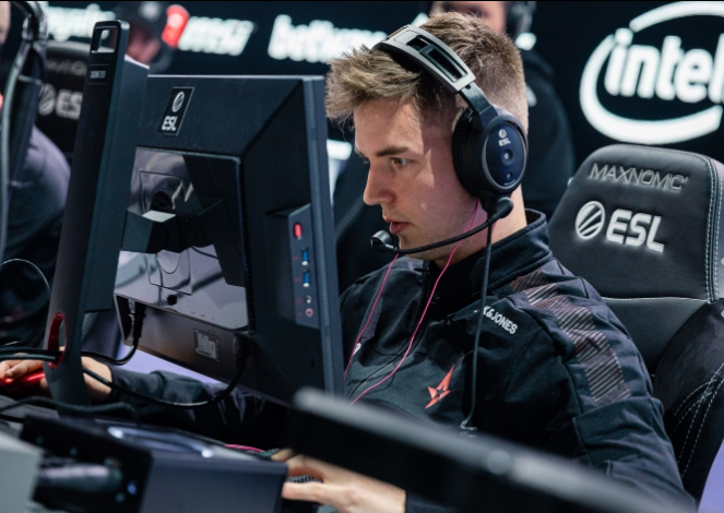 毕竟在高强 毕竟在高强