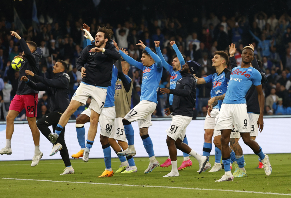 在对抗下是 在对抗下是