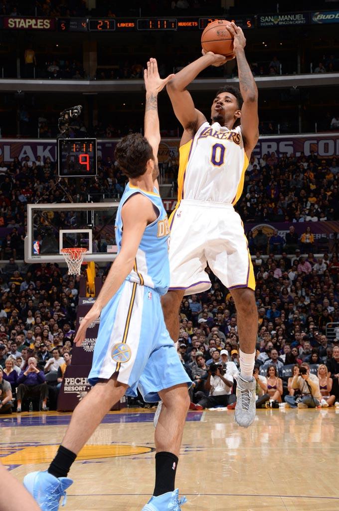 密度变化快 密度变化快